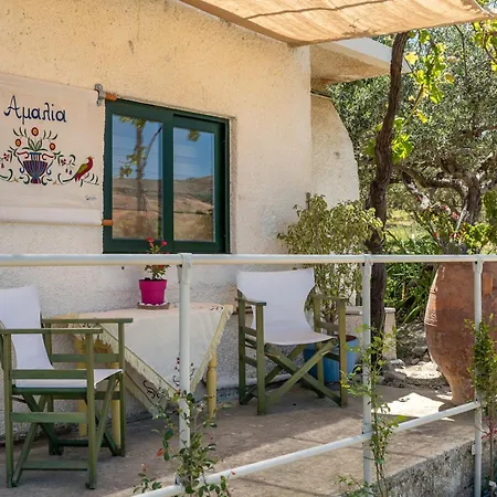 Amalia's Escape Apartment