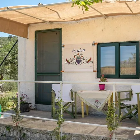 Amalia's Escape Apartment